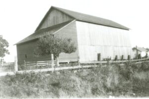 Oatfield Barn at Oatfield & Concord Rds